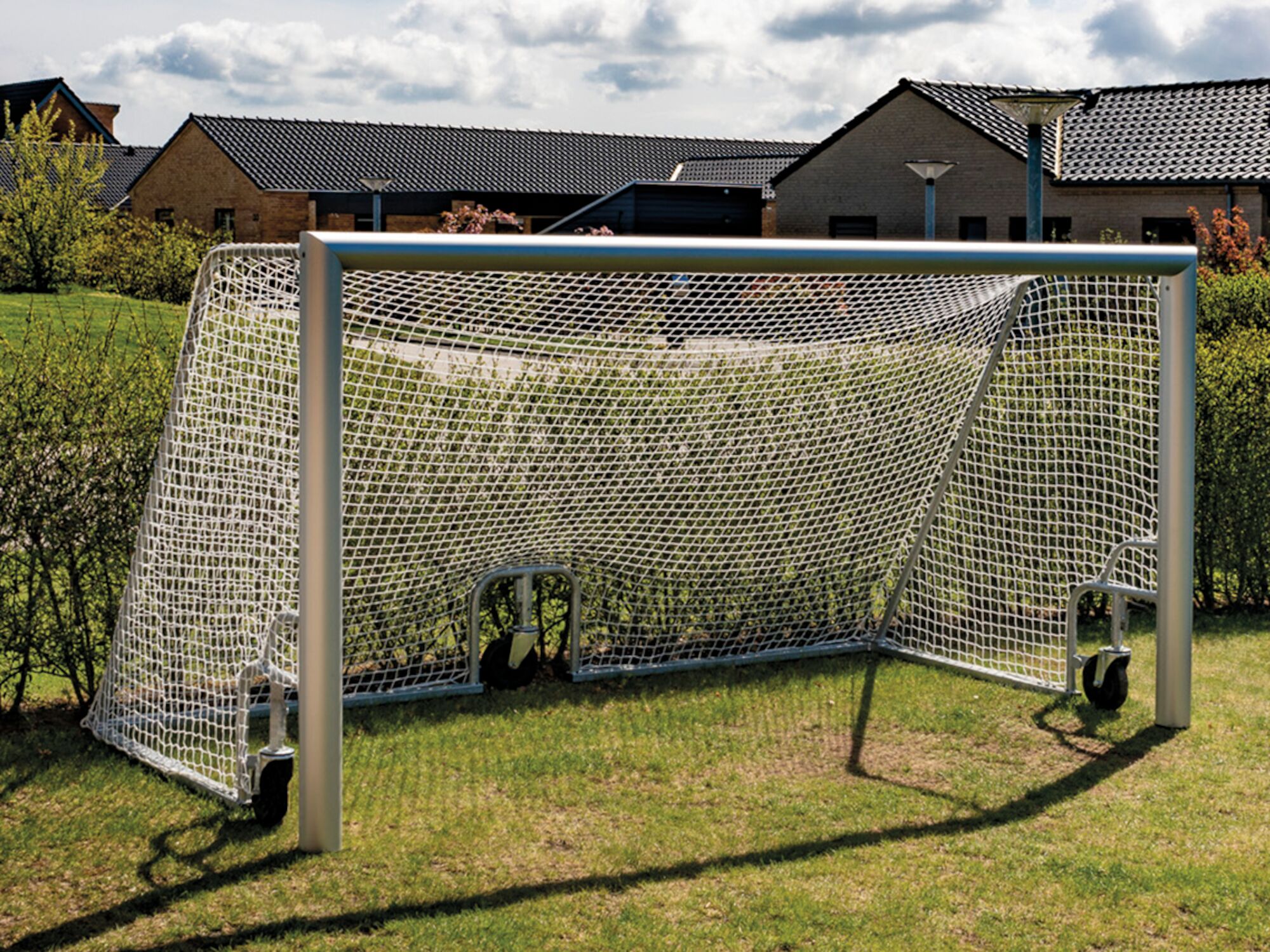 Fodboldmål 5 mands i aluminium, et smart mål til haven